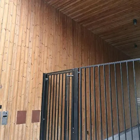 Graham - Rue Des Francais 28 Apartman *